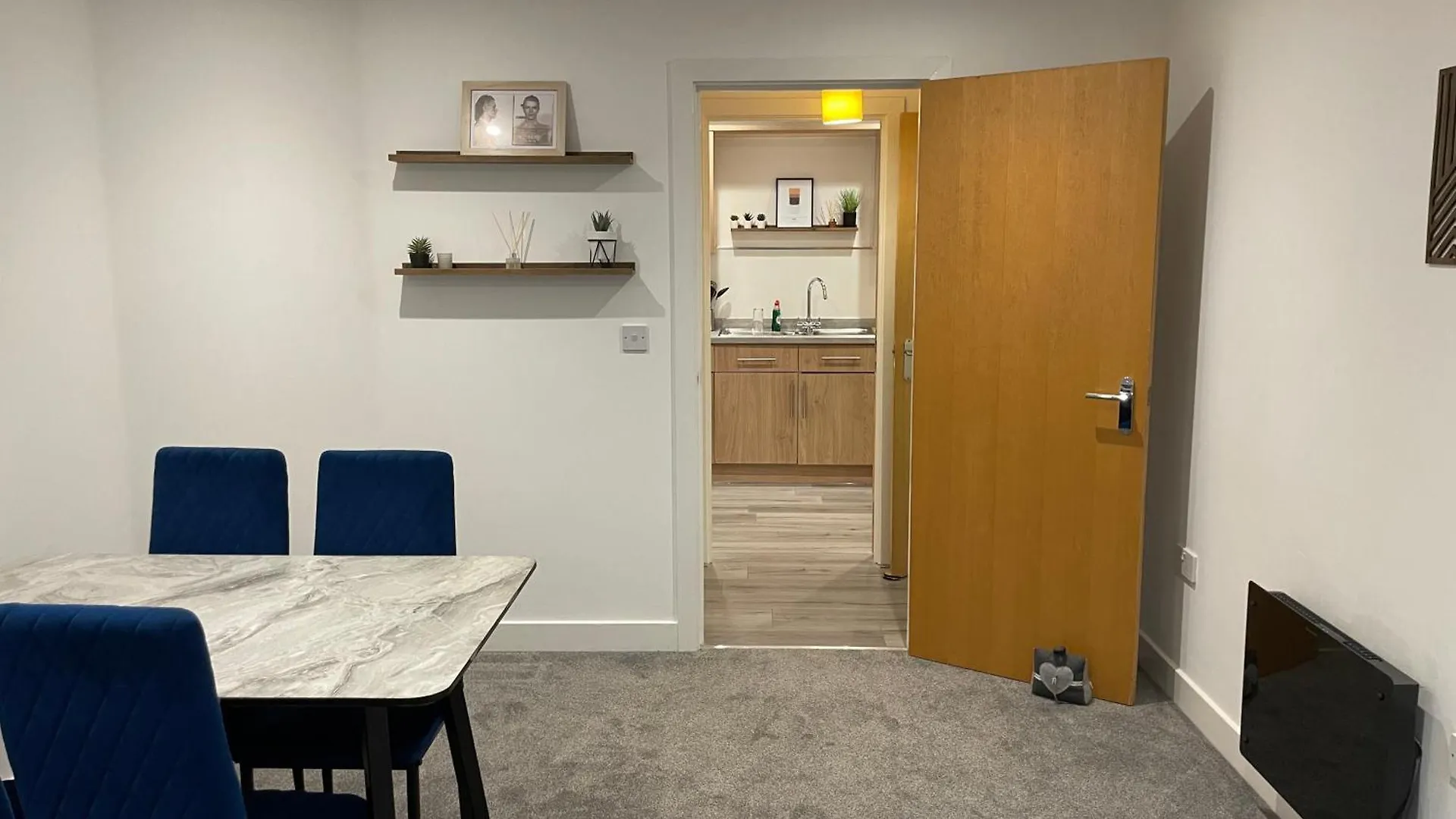 Modern Newly Refurbished 2 Bed Apartment Bristol United Kingdom